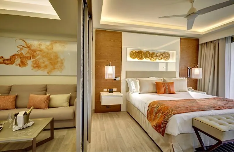 Hotel Royalton Bávaro 5*,
